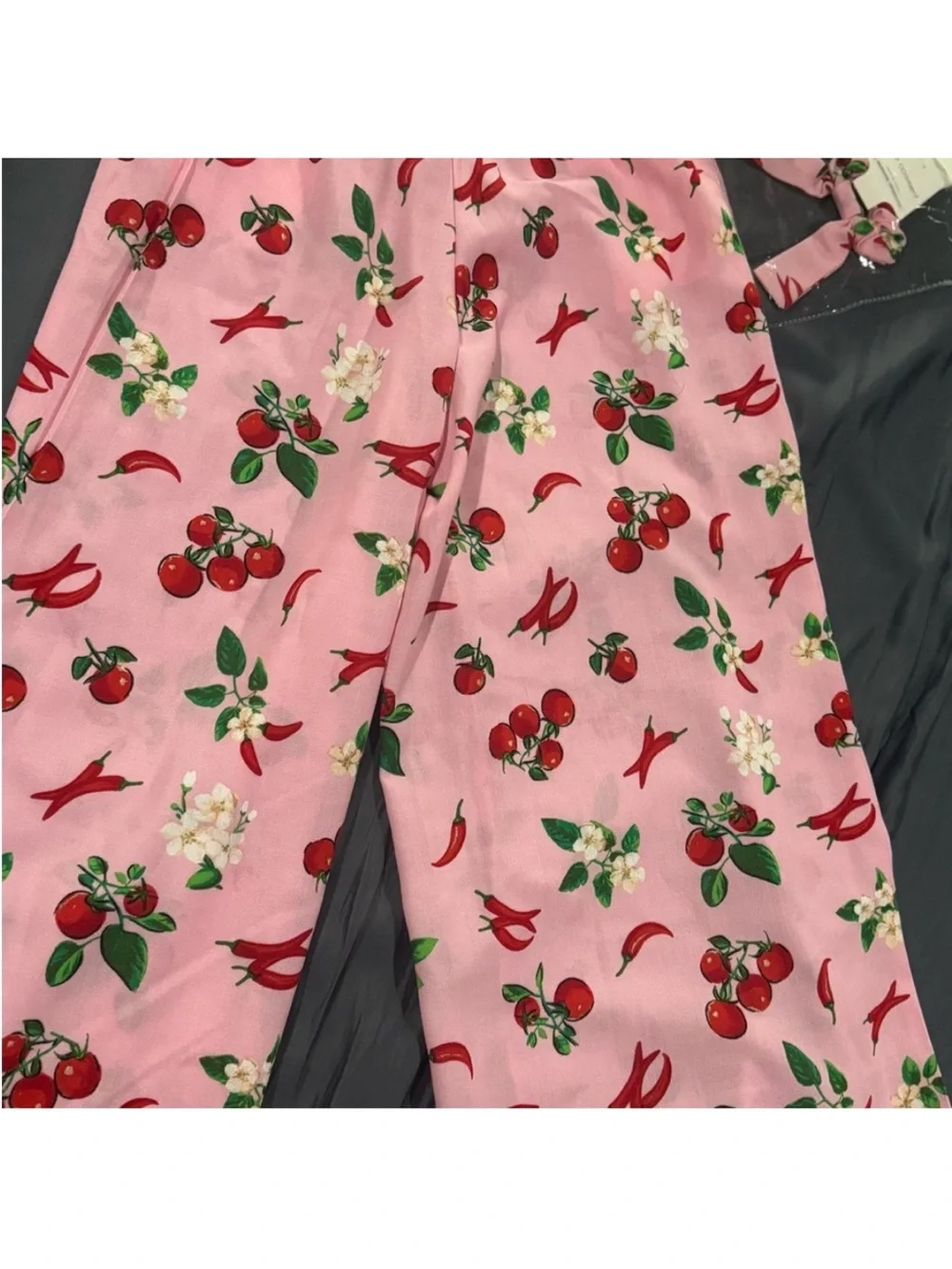 Sweet & Spicy Adorable 2 piece set with matching scrunchie